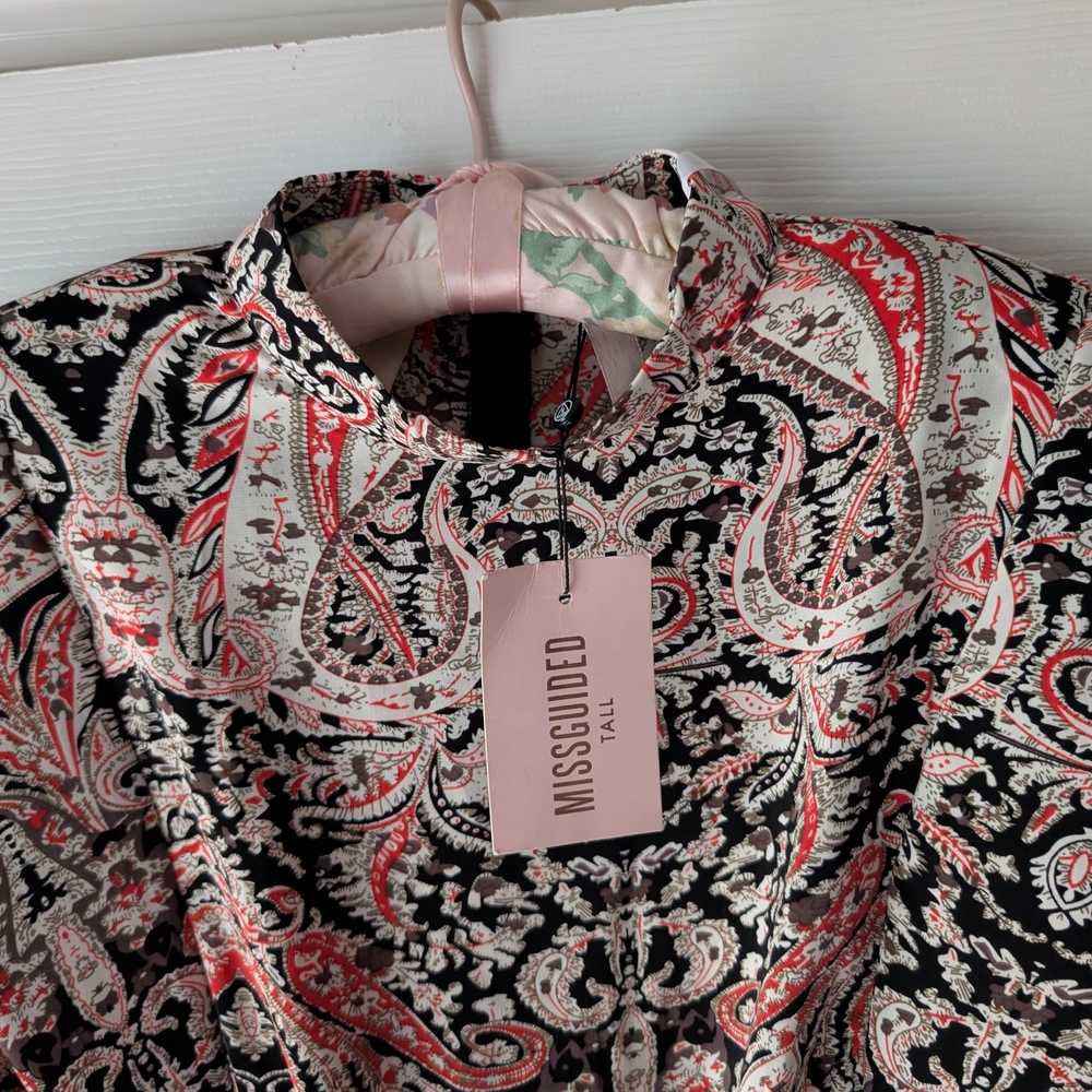 Missguided+ Black and Red Paisley Long Sleeve Dress
